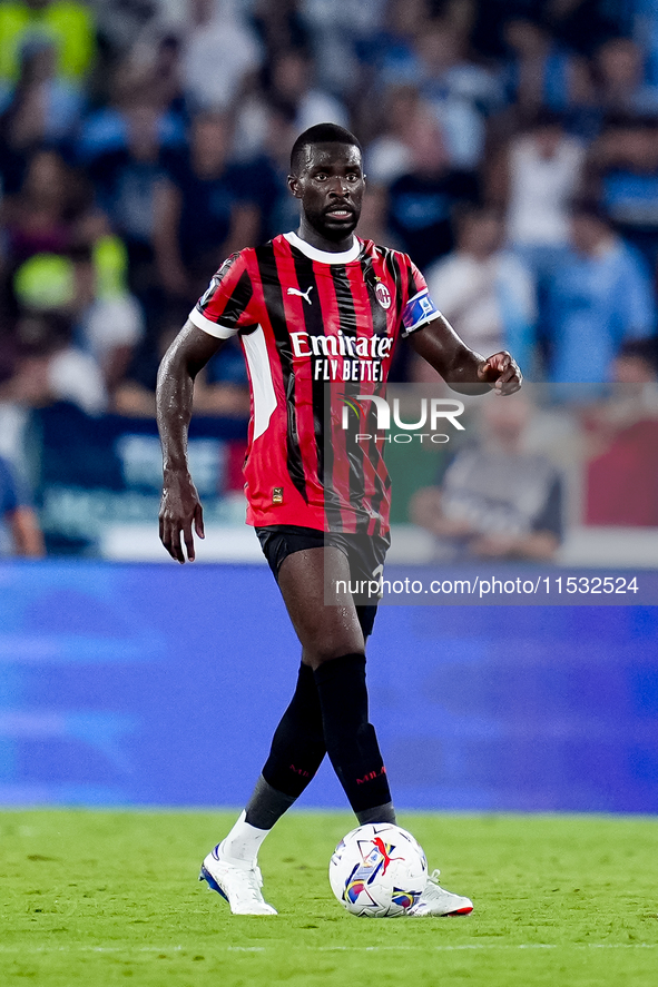 Fikayo Tomori of AC Milan during the Serie A Enilive match between SS Lazio and AC Milan at Stadio Olimpico on Aug 31, 2024 in Rome, Italy. 