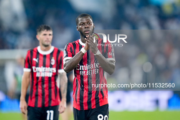 Yunus Musah of AC Milan applauds his suppurters during the Serie A Enilive match between SS Lazio and AC Milan at Stadio Olimpico on Aug 31,...