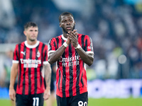 Yunus Musah of AC Milan applauds his suppurters during the Serie A Enilive match between SS Lazio and AC Milan at Stadio Olimpico on Aug 31,...