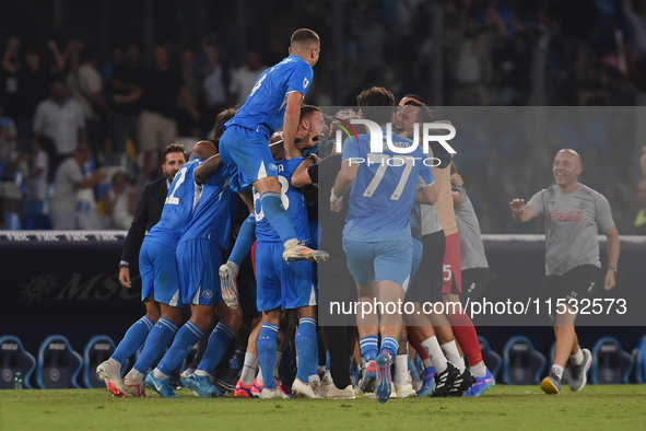 Andre-Frank Zambo Anguissa of SSC Napoli celebrates with team mates after scoring during the Serie A match between SSC Napoli and Parma Calc...