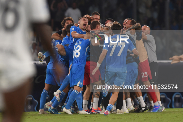 Andre-Frank Zambo Anguissa of SSC Napoli celebrates with team mates after scoring during the Serie A match between SSC Napoli and Parma Calc...