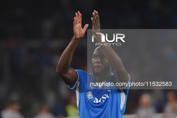 Romelu Lukaku of SSC Napoli applauds fans at the end of the Serie A match between SSC Napoli and Parma Calcio at Stadio Diego Armando Marado...