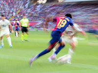 Lamine Yamal plays during the match between FC Barcelona and Real Valladolid CF, corresponding to week 4 of LaLiga EA Sports, at the Lluis C...