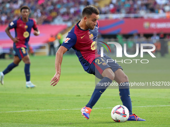 Eric Garcia plays during the match between FC Barcelona and Real Valladolid CF, corresponding to week 4 of LaLiga EA Sports, at the Lluis Co...