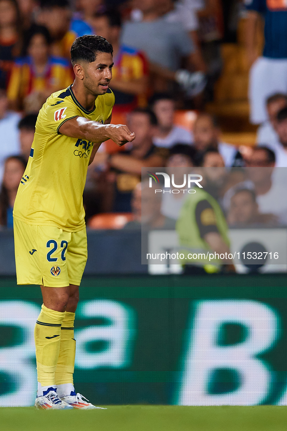 Ayoze of Villarreal CF celebrates after scoring the team's first goal during the LaLiga EA Sports match between Valencia CF and Villarreal C...