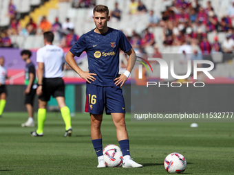 Fermin Lopez plays during the match between FC Barcelona and Real Valladolid CF, corresponding to week 4 of LaLiga EA Sports, at the Lluis C...