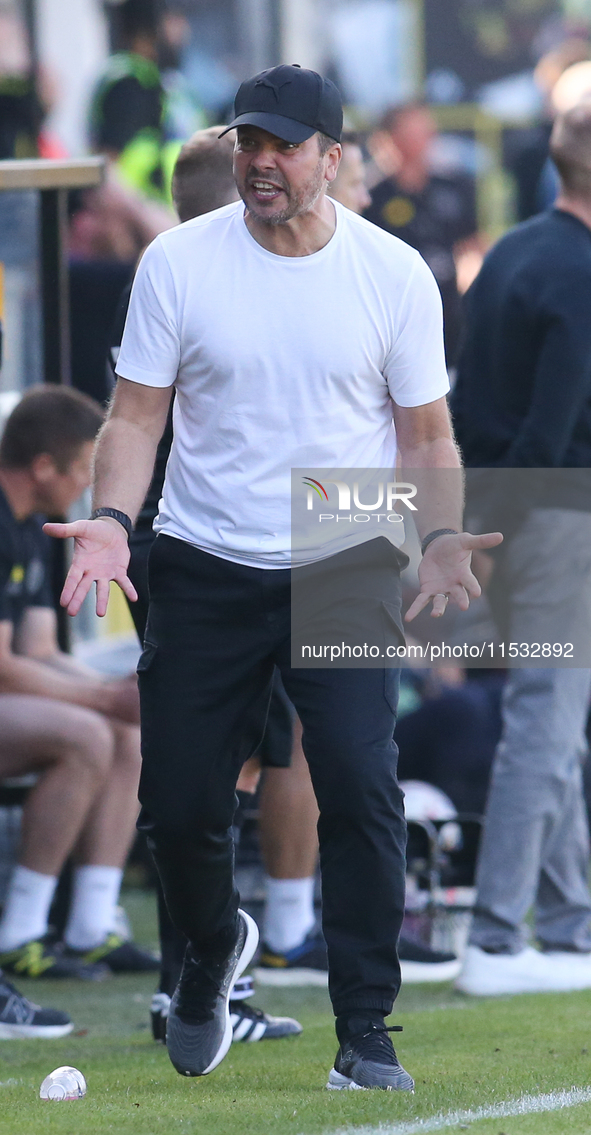 Barrow Manager Stephen Clemence during the Sky Bet League 2 match between Harrogate Town and Barrow at Wetherby Road in Harrogate, England,...