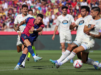 Robert Lewandowski plays during the match between FC Barcelona and Real Valladolid CF, corresponding to week 4 of LaLiga EA Sports, at the L...