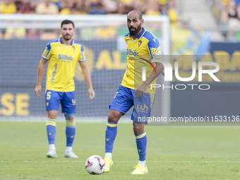 Rafael ''Fali'' Jimenez of Cadiz CF controls the ball during the Liga Hypermotion match between Cadiz CF and CD Tenerife at Nuevo Mirandilla...