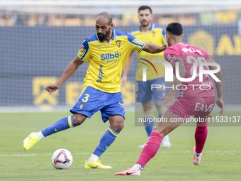 Rafael ''Fali'' Jimenez of Cadiz CF passes the ball during the Liga Hypermotion match between Cadiz CF and CD Tenerife at Nuevo Mirandilla i...