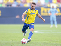 Javi Ontiveros of Cadiz CF makes a center to the area during the Liga Hypermotion match between Cadiz CF and CD Tenerife at Nuevo Mirandilla...