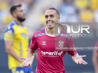 Luismi Cruz of CD Tenerife celebrates a goal during the Liga Hypermotion match between Cadiz CF and CD Tenerife at Nuevo Mirandilla in Sevil...