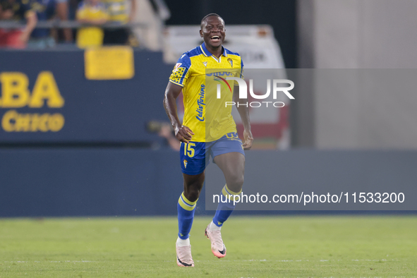 Francisco Mwepu of Cadiz CF celebrates a goal during the Liga Hypermotion match between Cadiz CF and CD Tenerife at Nuevo Mirandilla in Sevi...