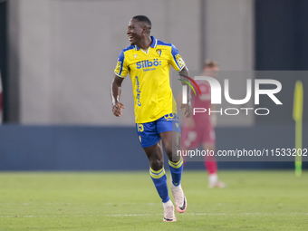 Francisco Mwepu of Cadiz CF celebrates a goal during the Liga Hypermotion match between Cadiz CF and CD Tenerife at Nuevo Mirandilla in Sevi...