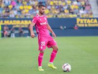 Jeremy Mellot of CD Tenerife controls the ball during the Liga Hypermotion match between Cadiz CF and CD Tenerife at Nuevo Mirandilla in Sev...