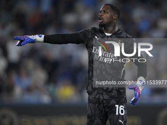 Mike Maignan of AC Milan reacts during the Serie A match between Lazio and Milan at Stadio Olimpico in Rome, Italy, on August 31, 2024. (