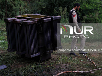 Burglars steal a 250 KV power transformer from Tarzoo Sopore in Baramulla district, Jammu and Kashmir, India, on September 1, 2024. The inte...