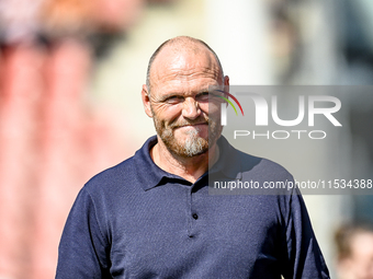 FC Twente trainer Joseph Oosting during the match Utrecht - Twente at the Stadium Galgenwaard for the Dutch Eredivisie 4th round season 2024...