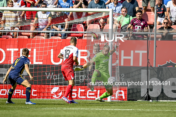 FC Twente goalkeeper Lars Unnerstall during the match Utrecht vs. Twente at Stadium Galgenwaard for the Dutch Eredivisie 4th round season 20...