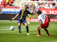 FC Twente player Michel Vlap and FC Utrecht player Alonzo Engwanda during the match Utrecht vs. Twente at Stadium Galgenwaard for the Dutch...