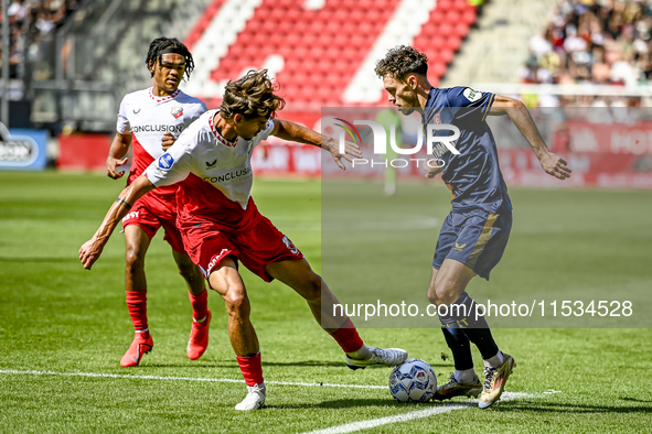 FC Utrecht player Sieb Horemans and FC Twente player Mitchell van Bergen during the match Utrecht vs. Twente at Stadium Galgenwaard for the...