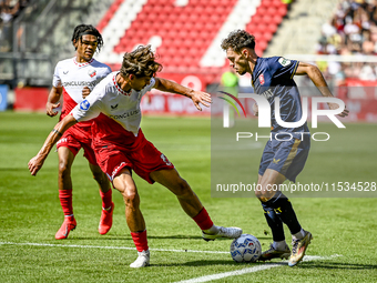 FC Utrecht player Sieb Horemans and FC Twente player Mitchell van Bergen during the match Utrecht vs. Twente at Stadium Galgenwaard for the...