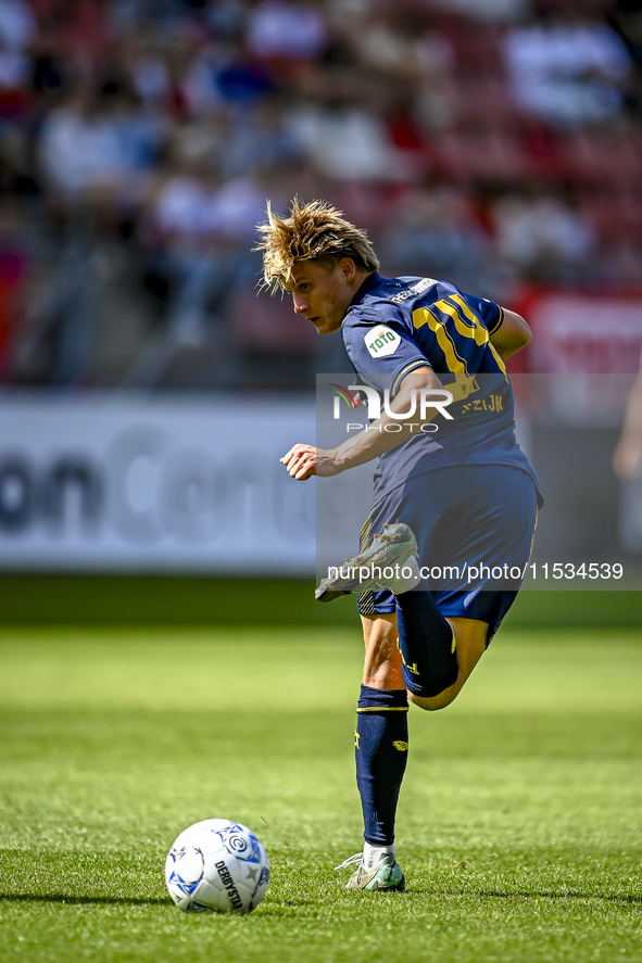 FC Twente player Sem Steijn during the match Utrecht vs. Twente at Stadium Galgenwaard for the Dutch Eredivisie 4th round season 2024-2025 i...