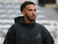 Newcastle United's Lloyd Kelly during the Premier League match between Newcastle United and Tottenham Hotspur at St. James's Park in Newcast...