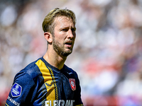 FC Twente player Michel Vlap plays during the match Utrecht vs. Twente at Stadium Galgenwaard for the Dutch Eredivisie 4th round season 2024...