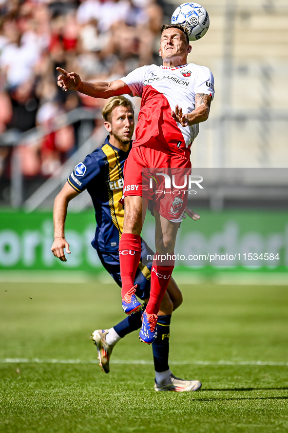 FC Utrecht player Jens Toornstra plays during the match between Utrecht and Twente at Stadium Galgenwaard for the Dutch Eredivisie 4th round...