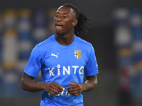 Woyo Coulibaly of Parma Calcio warms up before the Serie A match between SSC Napoli and Parma Calcio at Stadio Diego Armando Maradona Naples...