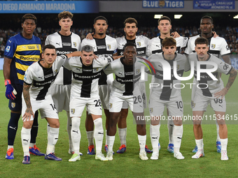 Players of Parma Calcio line up for a team photo during the Serie A match between SSC Napoli and Parma Calcio at Stadio Diego Armando Marado...