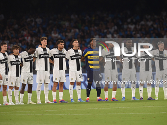 Players of Parma Calcio line up for a team photo during the Serie A match between SSC Napoli and Parma Calcio at Stadio Diego Armando Marado...