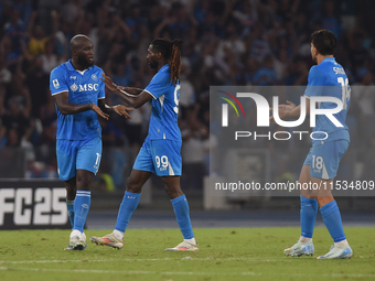 Romelu Lukaku of SSC Napoli celebrates with team mates after scoring during the Serie A match between SSC Napoli and Parma Calcio at Stadio...