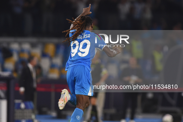 Andre-Frank Zambo Anguissa of SSC Napoli celebrates after scoring during the Serie A match between SSC Napoli and Parma Calcio at Stadio Die...