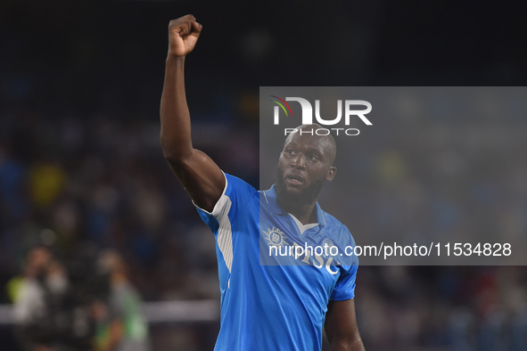 Romelu Lukaku of SSC Napoli applauds fans at the end of the Serie A match between SSC Napoli and Parma Calcio at Stadio Diego Armando Marado...