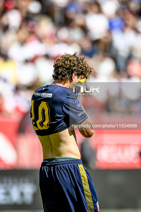 FC Twente player Sam Lammers participates in the match Utrecht vs. Twente at Stadium Galgenwaard for the Dutch Eredivisie 4th round season 2...