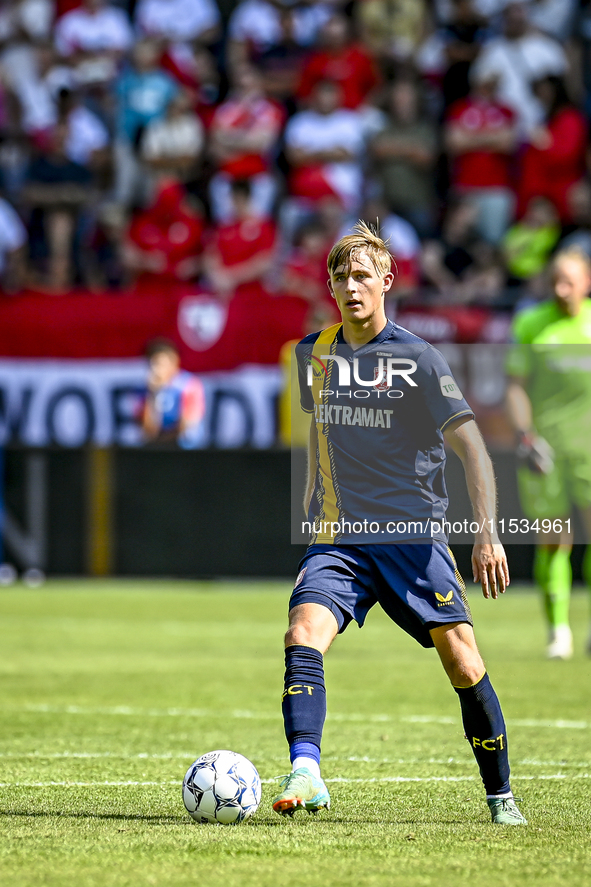 FC Twente player Max Bruns during the match Utrecht vs. Twente at Stadium Galgenwaard for the Dutch Eredivisie 4th round season 2024-2025 in...