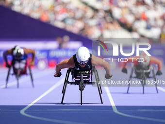 Hannah Cockroft of Great Britain in action in Women's 100m - T34 Round 1 during the Paris 2024 Paralympic Games at Stade de France on Septem...