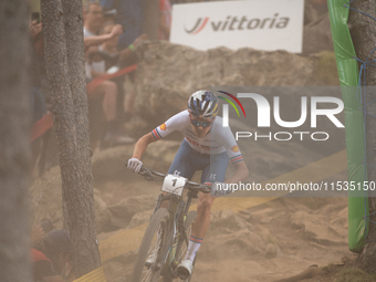 Thomas Pidcock of Great Britain participates in the UCI Mountain Bike World Championships Men in Pal Arinsal, Andorra, on September 1, 2024....