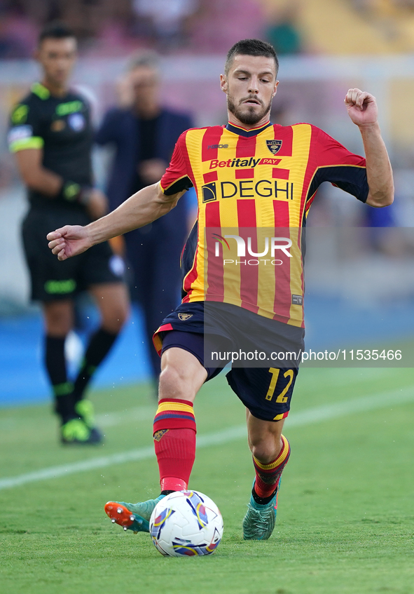 Frederic Gilbert of US Lecce is in action during the Serie A match between Lecce and Cagliari in Lecce, Italy, on August 31, 2024. 