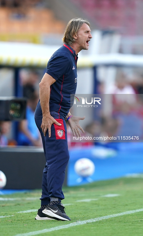 Coach Davide Nicola of Cagliari reacts during the Serie A match between Lecce and Cagliari in Lecce, Italy, on August 31, 2024. 