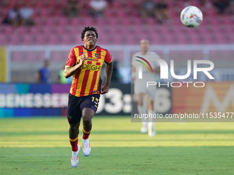 Patrick Dorgu of US Lecce is in action during the Serie A match between Lecce and Cagliari in Lecce, Italy, on August 31, 2024. (