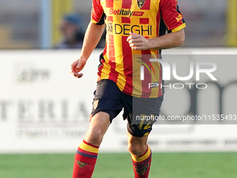 Frederic Gilbert of US Lecce is in action during the Serie A match between Lecce and Cagliari in Lecce, Italy, on August 31, 2024. (