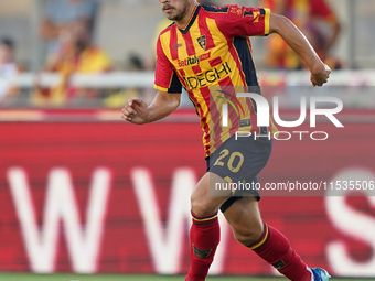 Ylber Ramadani of US Lecce is in action during the Serie A match between Lecce and Cagliari in Lecce, Italy, on August 31, 2024. (