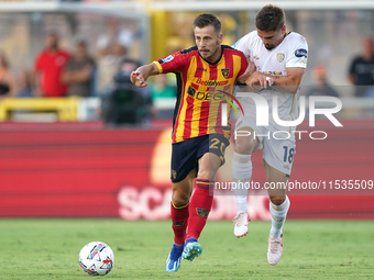 Ylber Ramadani of US Lecce is in action during the Serie A match between Lecce and Cagliari in Lecce, Italy, on August 31, 2024. (