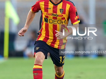 Frederic Gilbert of US Lecce is in action during the Serie A match between Lecce and Cagliari in Lecce, Italy, on August 31, 2024. (