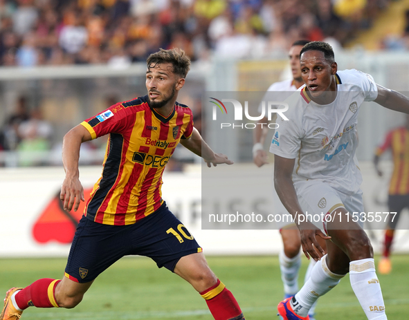 Remi Oudin of US Lecce is in action during the Serie A match between Lecce and Cagliari in Lecce, Italy, on August 31, 2024. 