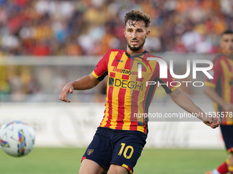 Remi Oudin of Us Lecce is in action during the Serie A match between Lecce and Cagliari in Lecce, Italy, on August 31, 2024. (