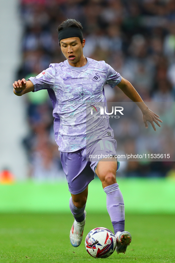 Eom Ji-sung of Swansea is in action during the Sky Bet Championship match between West Bromwich Albion and Swansea City at The Hawthorns in...